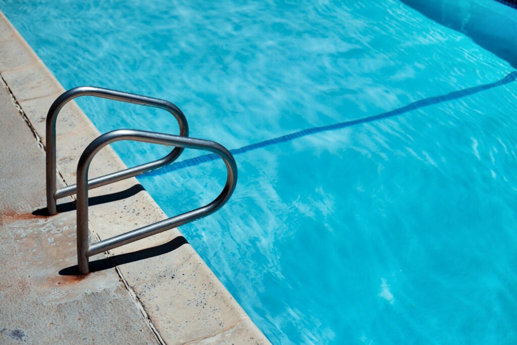 Pool Leaks